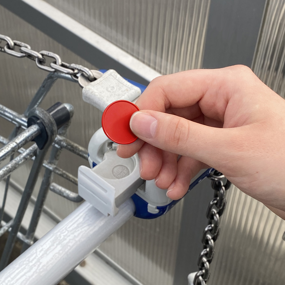 Chiphalter mit 1€-Chip "Herz" als Werbeartikel mit Logo bedrucken